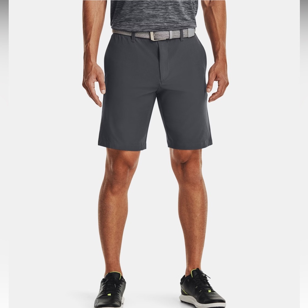 Under Armour Men’s Black Golf 10” Shorts Size 40 Waist EUC